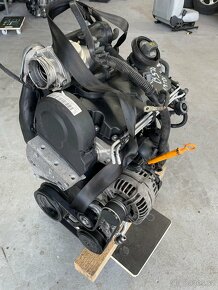 Kompletní motor 1,9tdi 77kw BSW Fabia II Roomster - 2