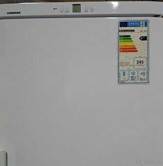 Mrazák 8 šup. Liebherr NoFrost, 304 L. - 2