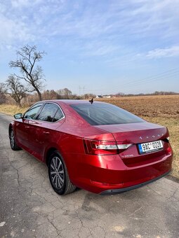 ŠKODA Superb 1.5 Tsi 110Kw DSG r.v 2022 naj 43tkm - 2