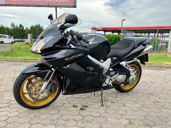 Honda VFR 800 VTEC - 2