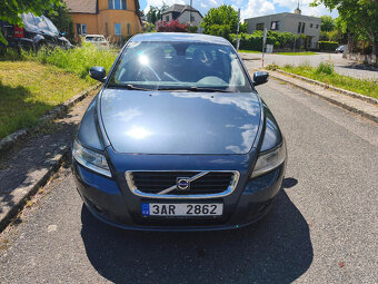 Volvo V50 2.4 D5 132kW Autoklima Alu Xen - 2