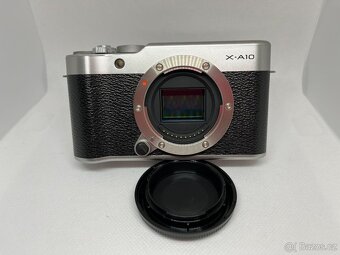 Fujifilm X-A10 + Fujinon Aspherical 16-50mm 1:3.5 - 5.6 OIS - 2