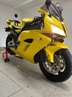 Honda CBR 1000rr 2004 - 2