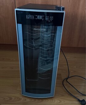 Vinoteka Philco PW12, energy class C - 2