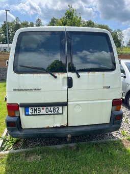 Transporter T4 2.4 TDI 65 kw LONG - 2