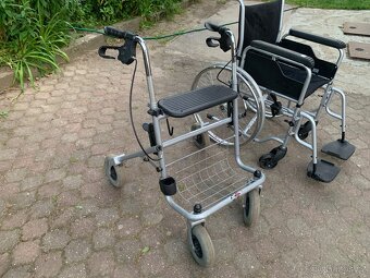 Prodám invalidní vozík a chodítko - 2