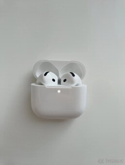 AirPods 4 - 2