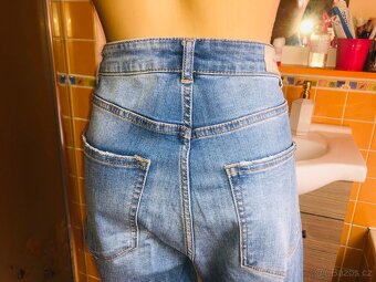 rifle# pruzne #dziny# Pull&Bear # bokovky# skinny# EUR40 - 2