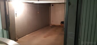 Pronajmu garáž 16 m2 v Krčínově ulici v ČB - 2