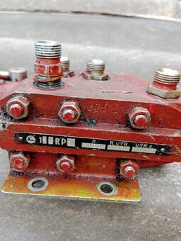 Hydraulický rozvaděč1 - 2