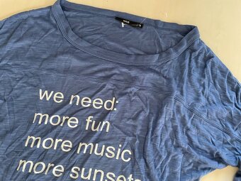 Nové triko v výkrojem zad, vel S, a myslím i více, Yes or no - 2