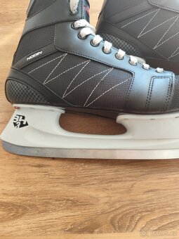 Lední brusle Crowned nodin - 2