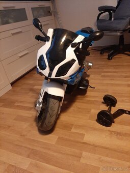 DĚTSKÁ EL. MOTORKA BMW S 1000 RR - 2