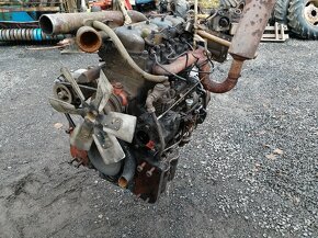 Zetor 6945 díly (motor, hydraulika) - 2