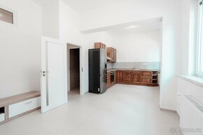Pronájem bytu 2+kk 64 m2 – Otín u Jindřichova Hradce - 2