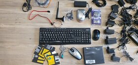 Zdroje, kabely, myši, klávesnice, software - 2