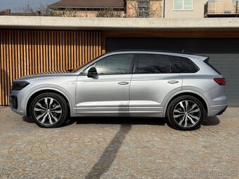 VOLKWAGEN TOUAREG 3.0TDI 210kW • RLINE • VZDUCH • MASÁŽE - 2
