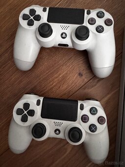 Playstation 4 PRO 1TB - 2