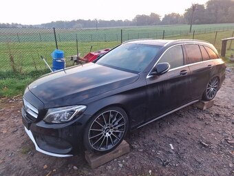 Mercedes W205 Blatník/dveře - 2