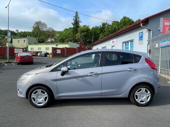 Ford Fiesta, 1,4 71kW, GHIA, SERVISKA - 2