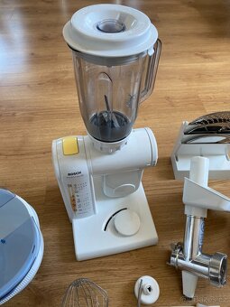 Kuchyňský robot BOSCH MUM 4655 - 2