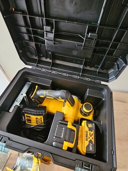 DeWalt DCP580P2 - 2