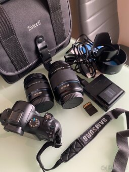 Samsung NX10 + 18-55 mm + 50-200 mm + příslušenství - 2
