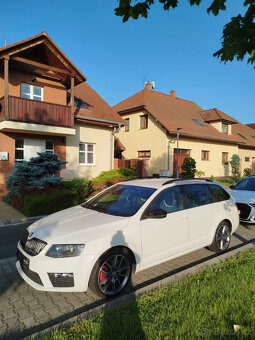 Škoda Octavia Combi 2.0 TSi RS DSG, pádla, navi, xenon - 2