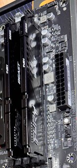 Prodám 2x16GB DDR5 6000MHz CL30 (v záruce) - 2