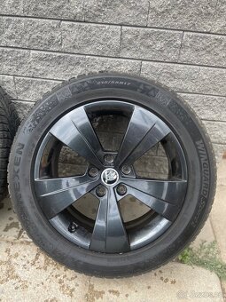 17" Zimní Škoda TRITON Superb III - 2