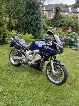 Yamaha FZ6 Fazer - 2