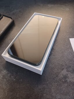 iPhone 13 - 128 GB - 2
