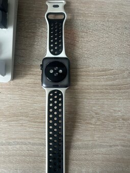 Prodám pánské hodinky Apple watch - 2