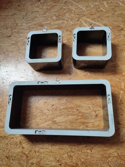 3 černé nástěnné police Lotta - 2