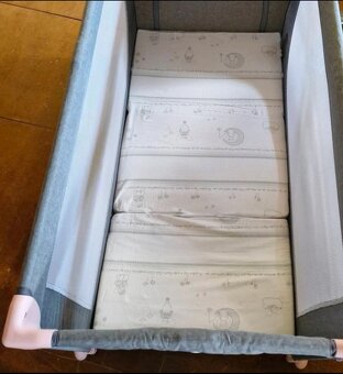 Cestovní postýlka - 2