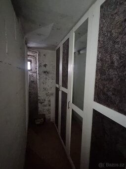 Velká šatní skříň - 2