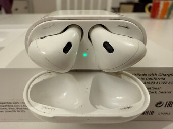 Apple AirPods (1. generace) - náhradní díly/oprava - 2