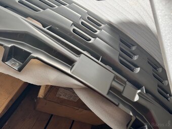 Přední mřížka renault Master - 2