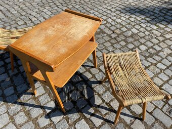 Starožitný set Halabala podnožky a stul - 2