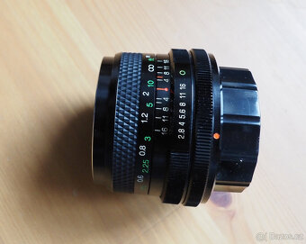 Prodám objektiv Soligor C/D 28mm f 2,8 - 2