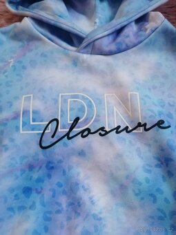 Krásná dívčí mikina - 2