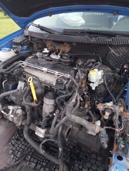 VW polo 1.9 TDI 74 kw - 2
