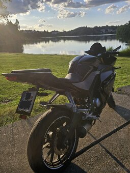 Yamaha YZF-R125 - 2