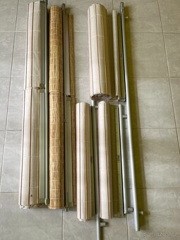 Konzole IKEA včetně závěsů - 2