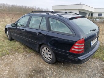 Mercedes-Benz C 200 CDI (203 K) 2003 2.1l 85Kw Kombi - 2