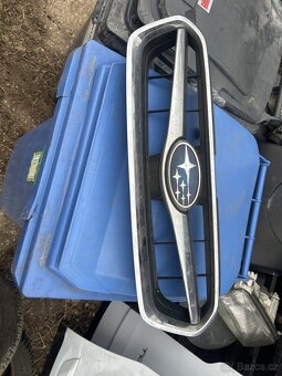 dvere subaru legacy stříbrná , zlatá barva maska - 2