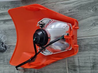Prodám přední světlo / přední maska ktm - do 2016/od 2017 - 2