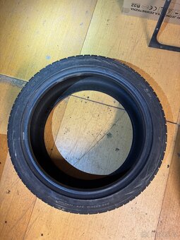 Goodyear nordic 215/60/16 - 2