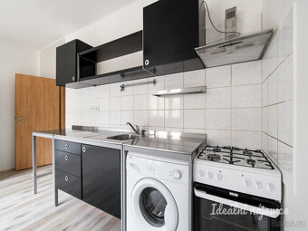 Pronájem bytu 2+kk, Družstevní ochoz, Nusle, 16.900 Kč/měs, - 2
