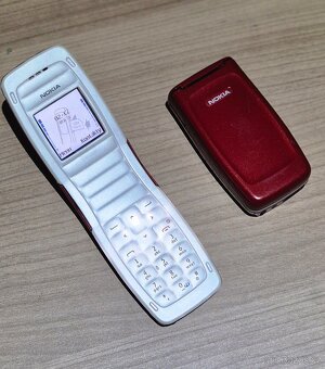 Nokia 2650 - retro flip v 99% stavu - 2